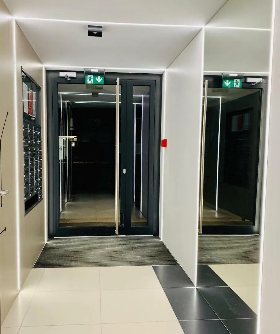 Warsaw Inside Business Centre Διαμέρισμα